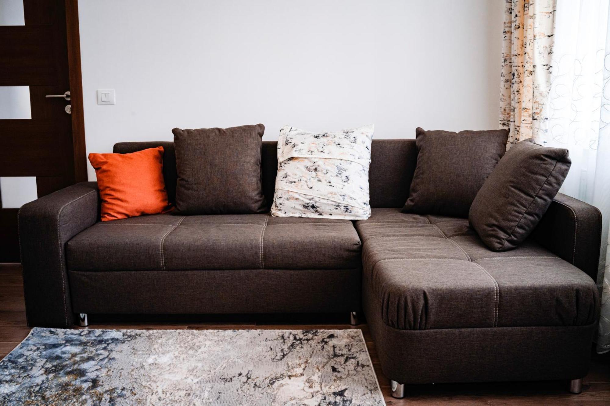 Downtown Apartment Ramnicu Valcea Ngoại thất bức ảnh